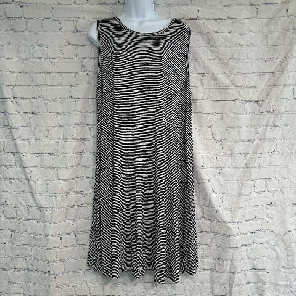 Philosophy Black & White Sleeveless Dress Size 1X
